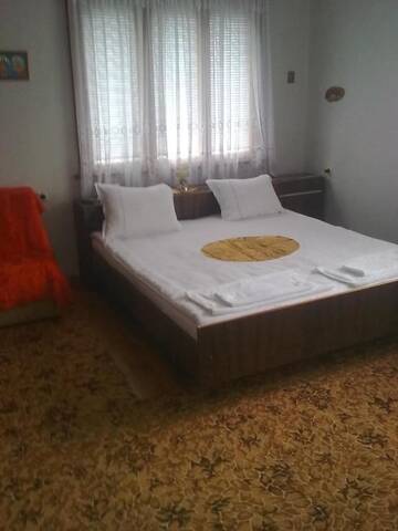 Фото номера Двухместный номер с 1 кроватью Гостевой дом Guest House AHP г. Мала-Цырква 24