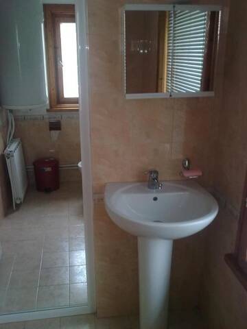Фото номера Двухместный номер с 1 кроватью Гостевой дом Guest House AHP г. Мала-Цырква 29